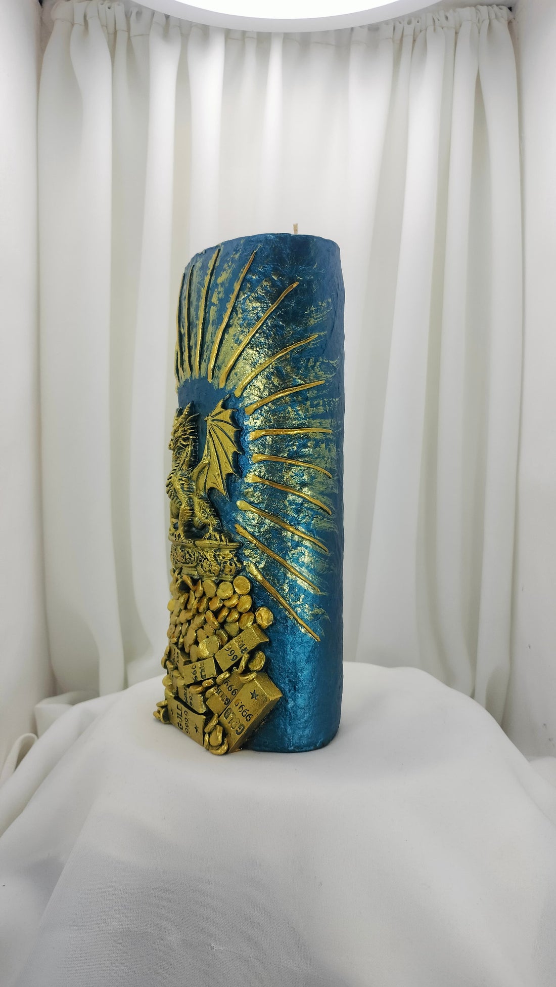 Pillar Candle Dragon of Wealth