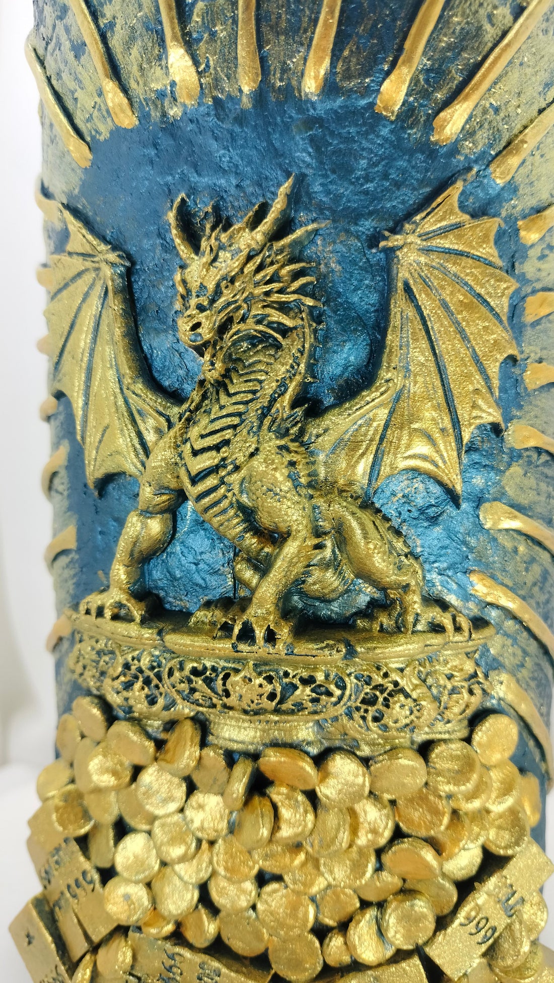 Pillar Candle Dragon of Wealth