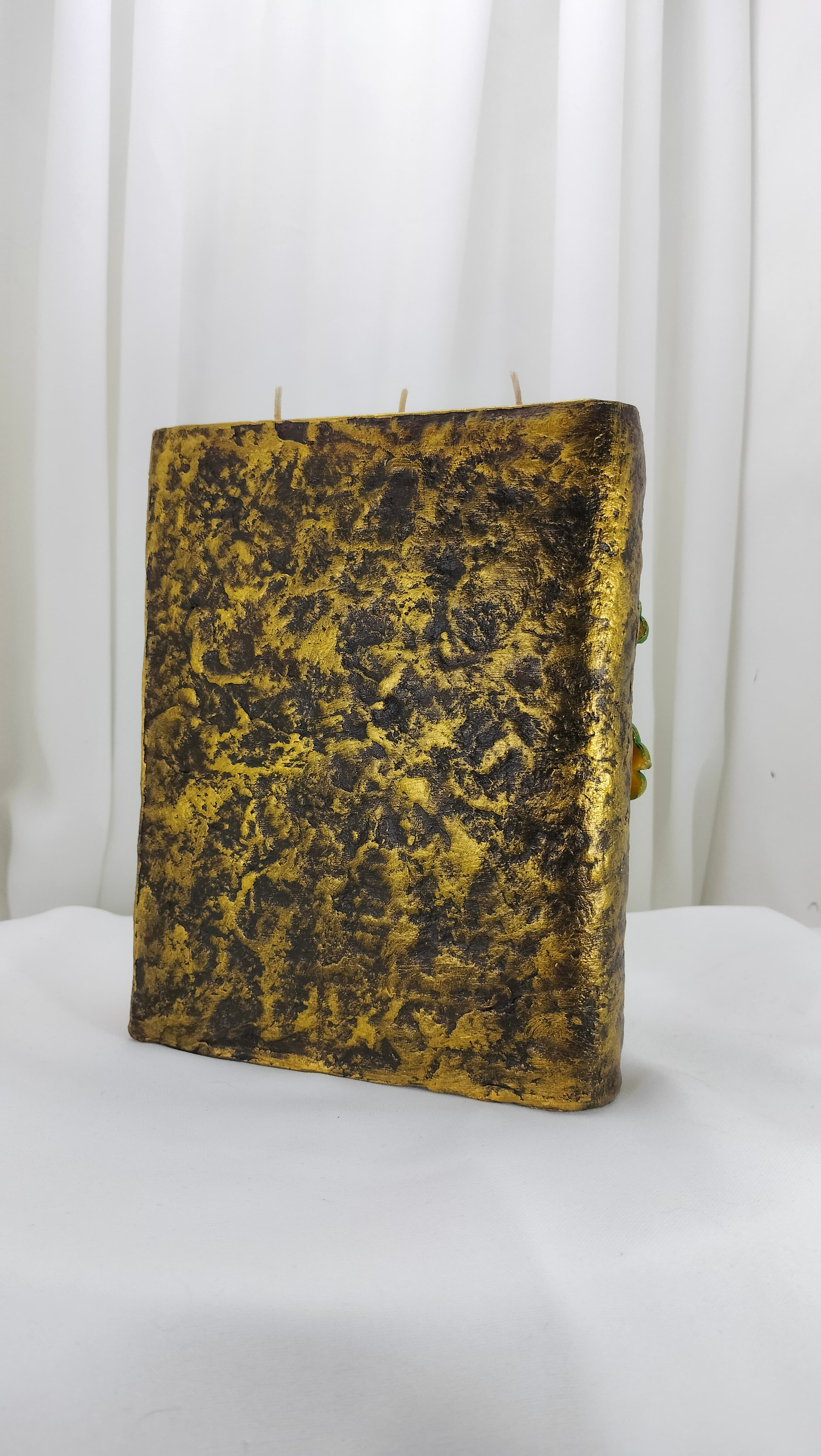 Book of Lucky Dragon