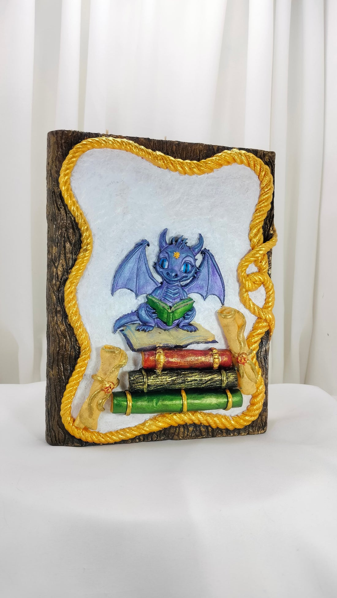 Book of Wise Dragon Familiar