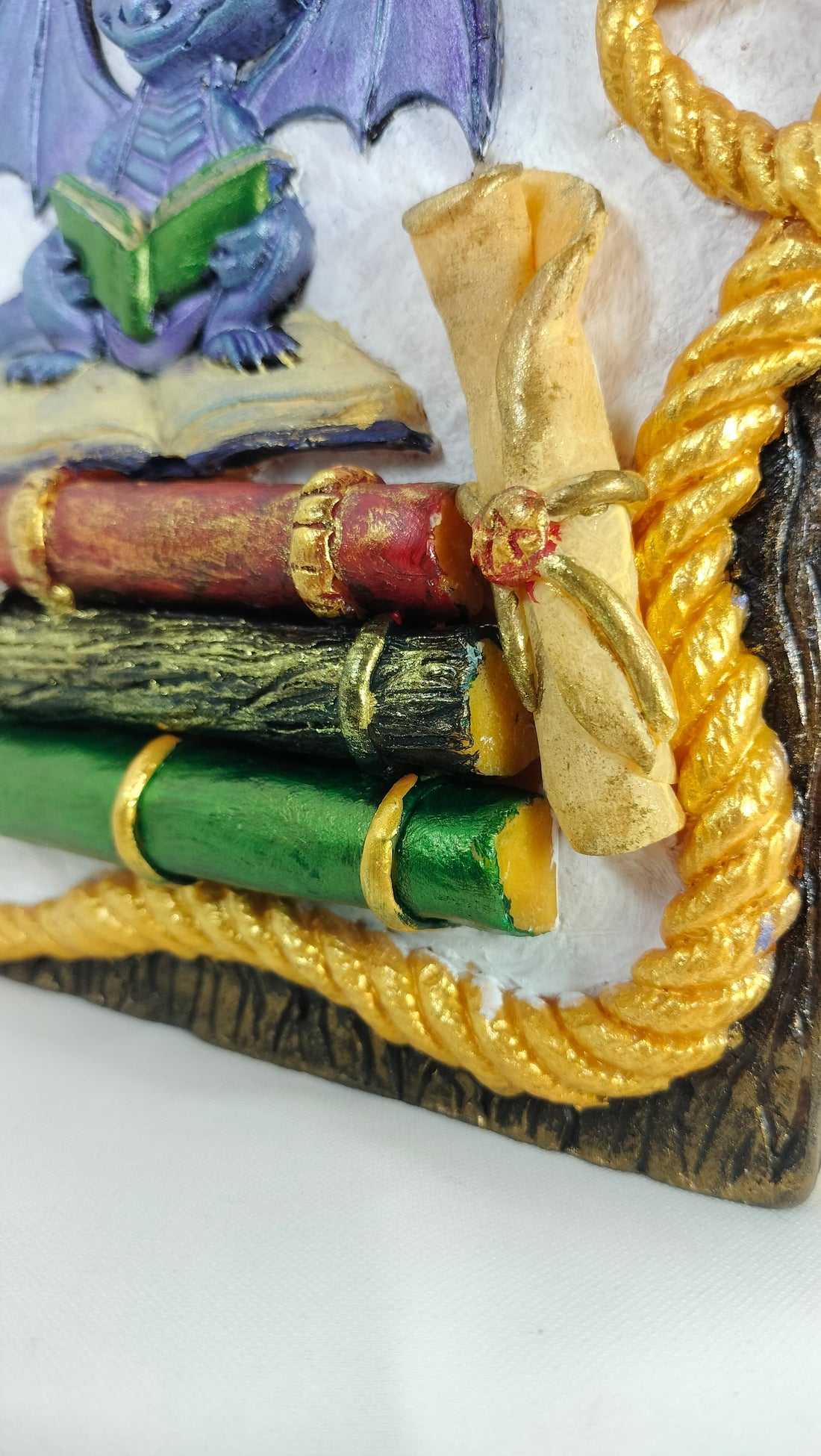 Book of Wise Dragon Familiar