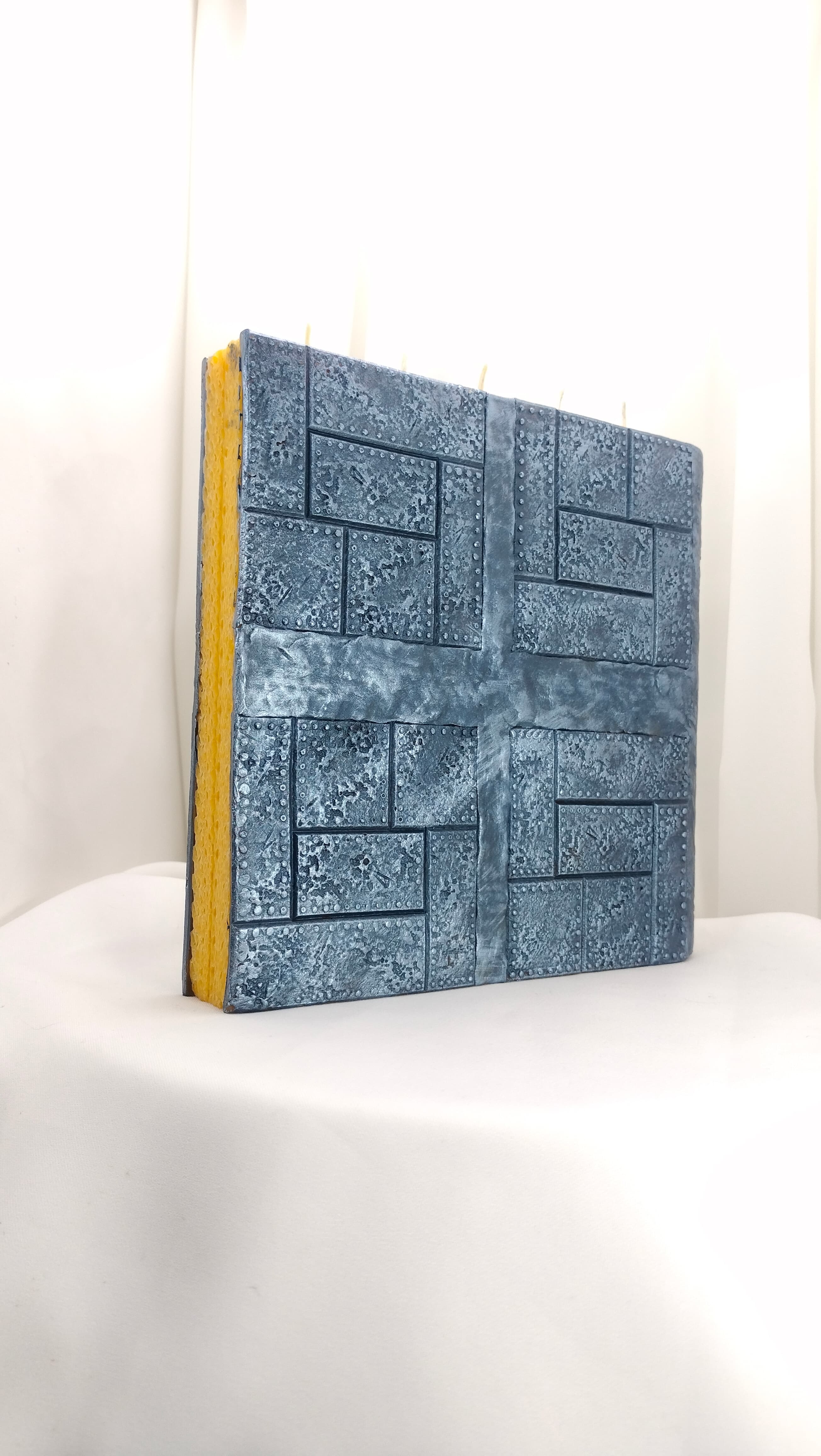 Book Mechanical Keys