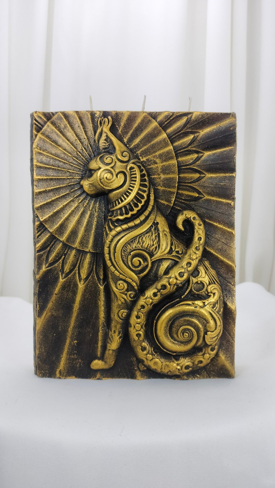 Feline Book of Magical Famlliars