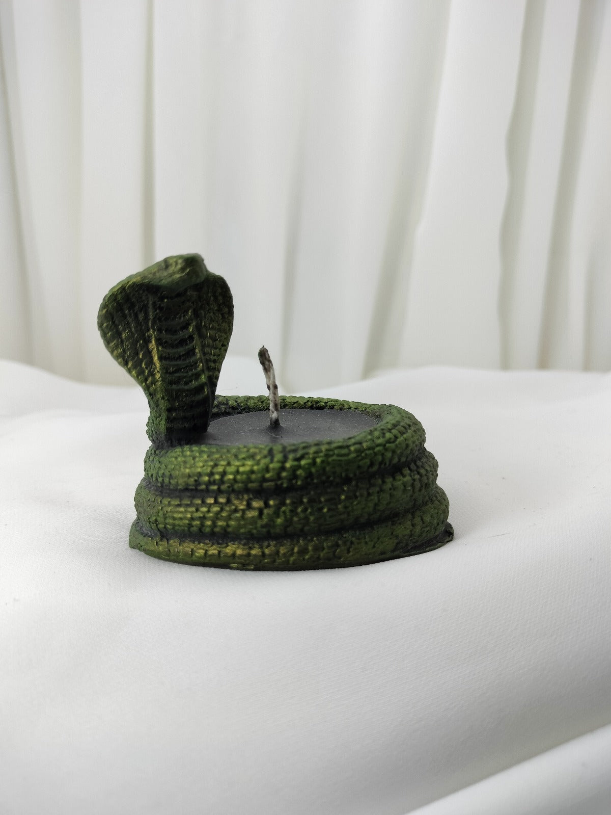 Hooded Cobra Candles