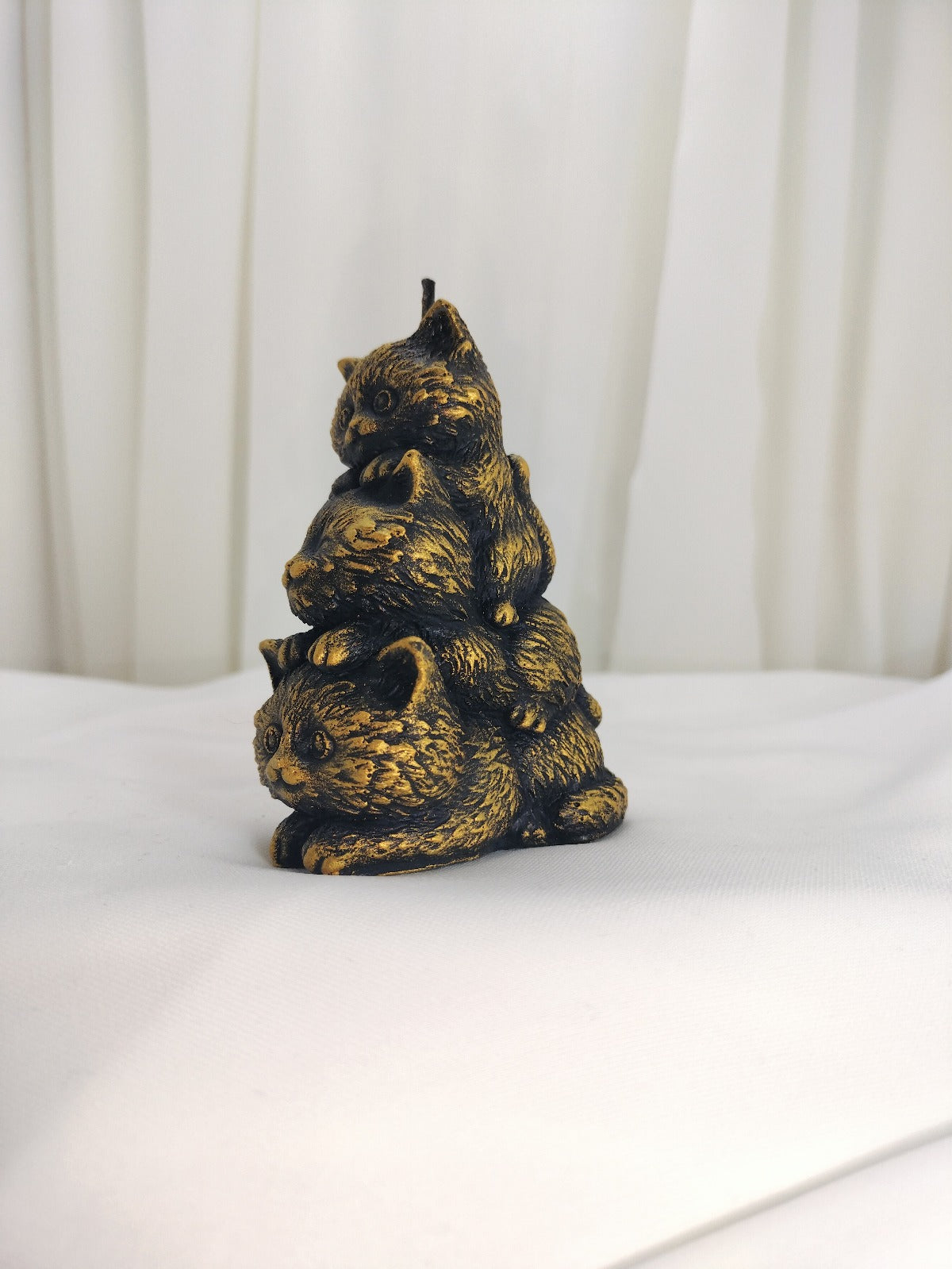 Kitty Familiar Friends