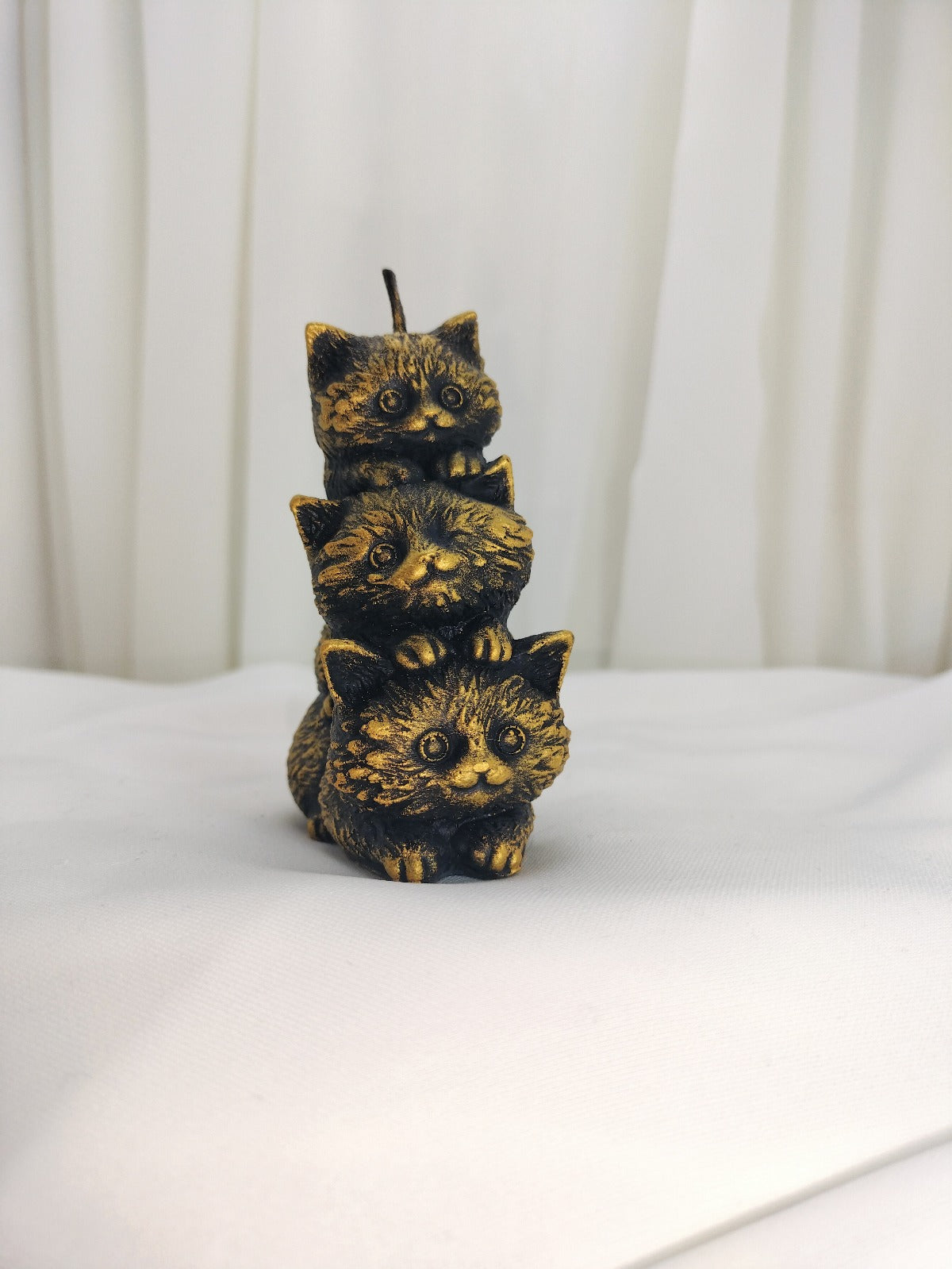 Kitty Familiar Friends