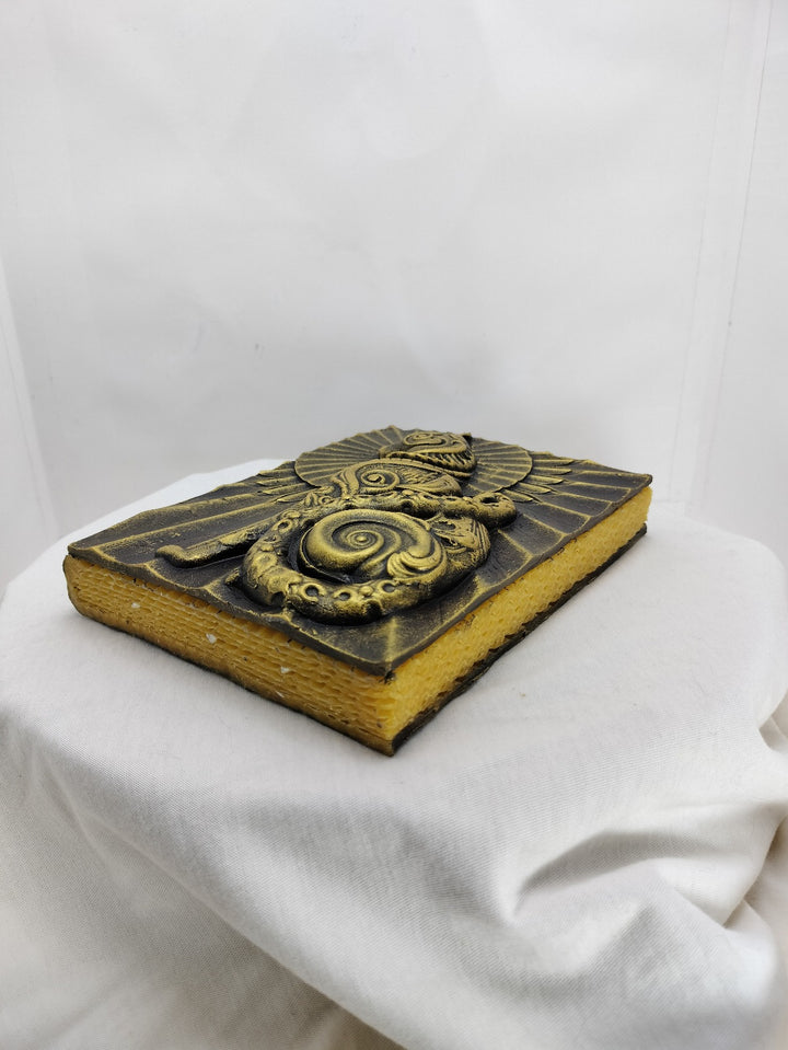 Feline Book of Magical Famlliars
